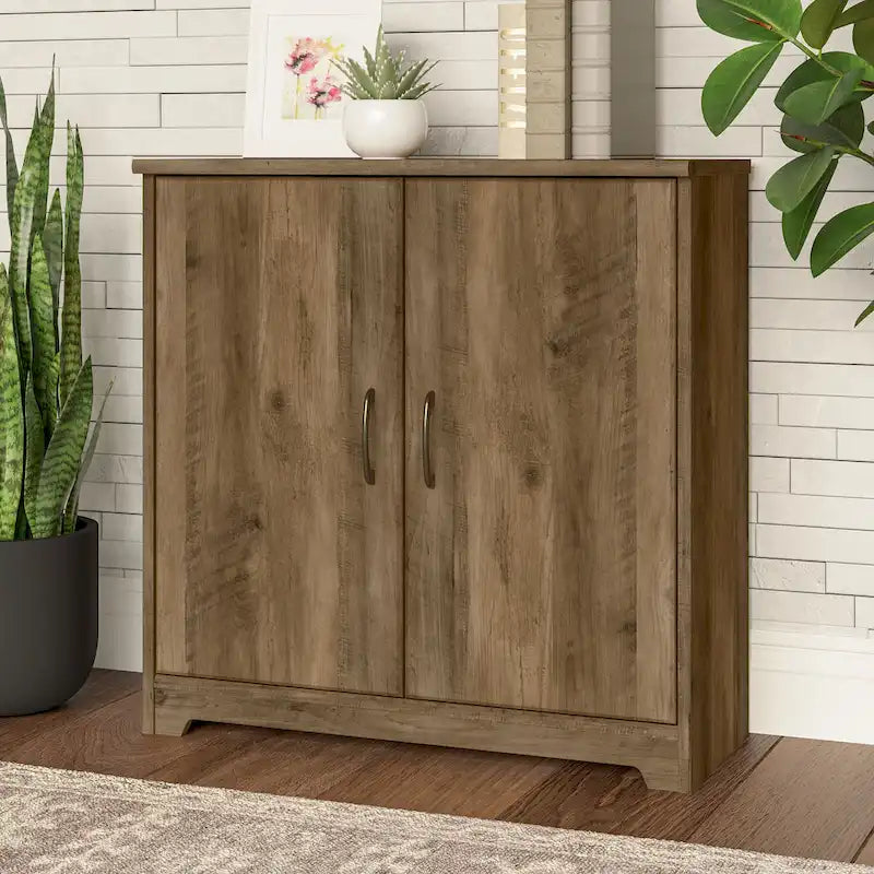 Petit meuble de rangement avec portes
