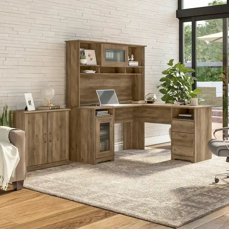Petit meuble de rangement avec portes