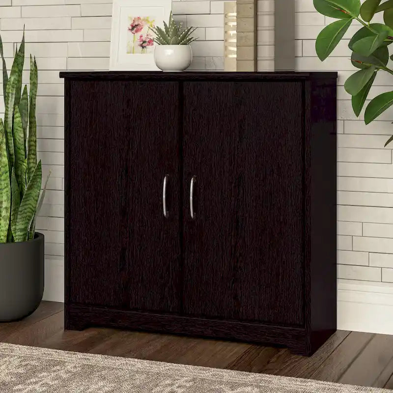 Petit meuble de rangement avec portes