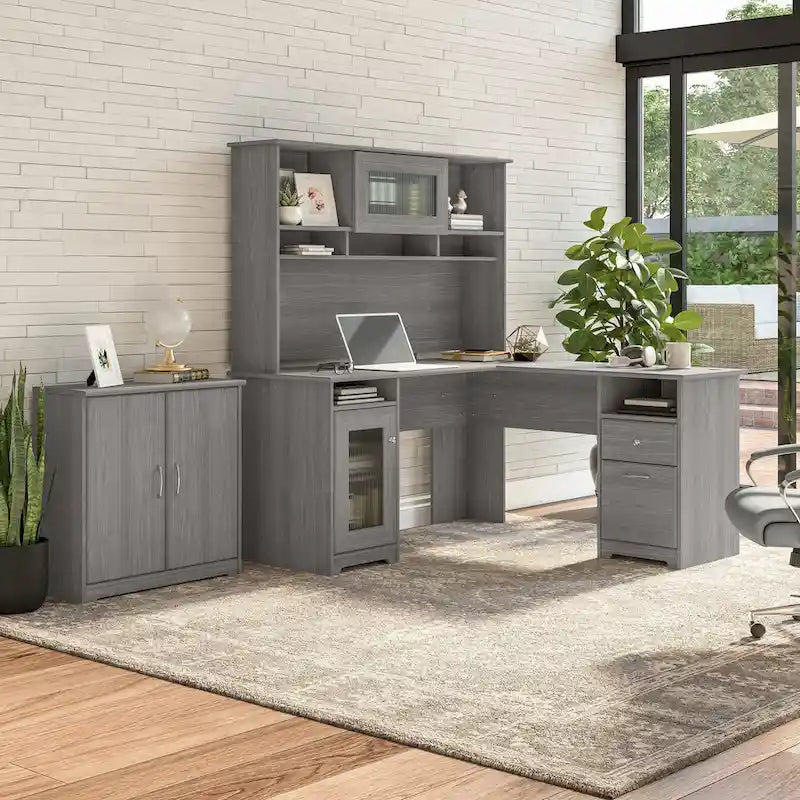 Petit meuble de rangement avec portes