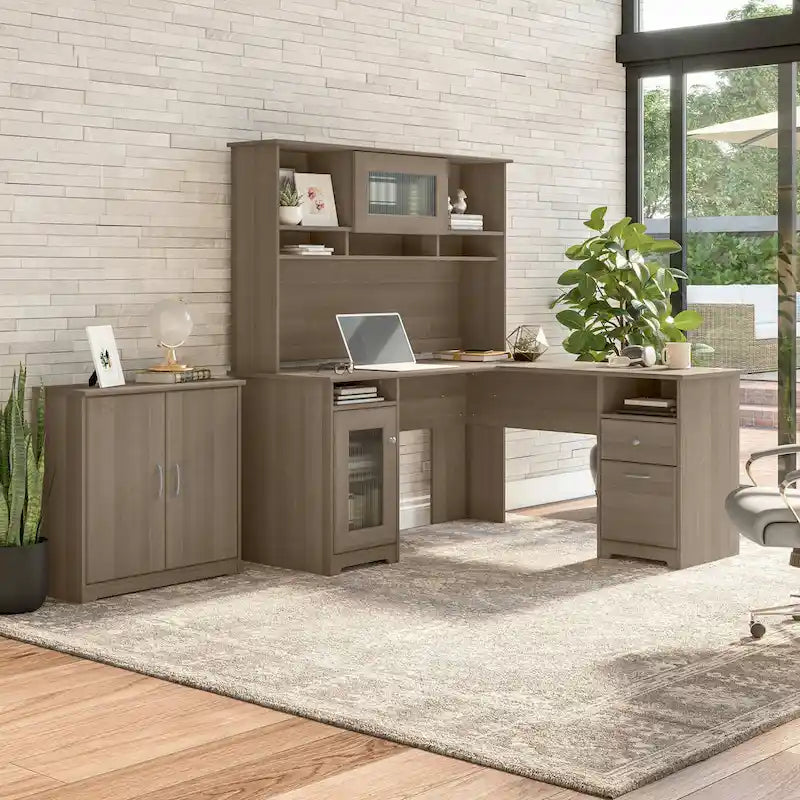 Petit meuble de rangement avec portes