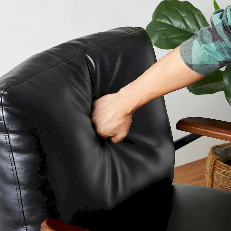 Fauteuil d'appoint 28W en similicuir souple de style moderne du milieu du siècle - 28 L x 31 P x 30,75 H