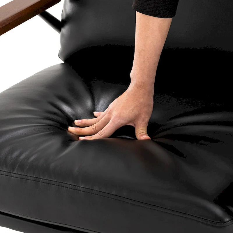 Fauteuil d'appoint 28W en similicuir souple de style moderne du milieu du siècle - 28 L x 31 P x 30,75 H